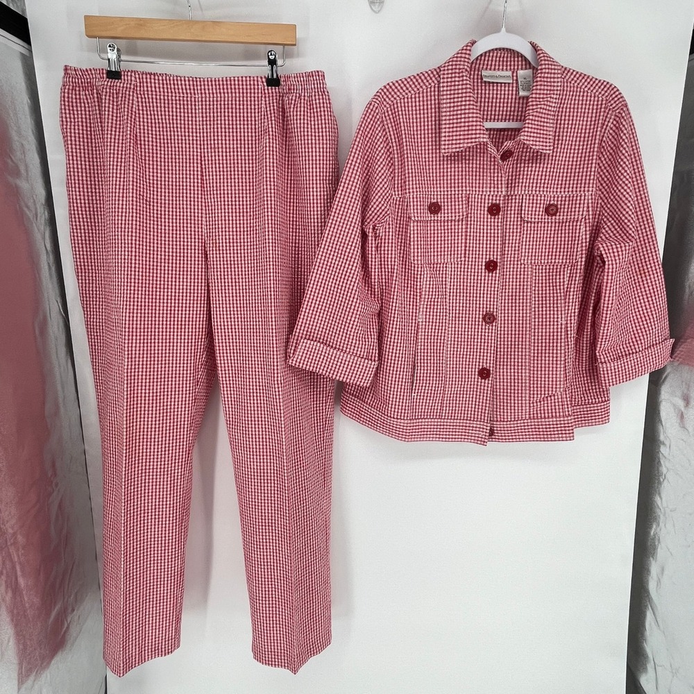 Draper’s & Damon’s Women's Red Gingham Jacket & Pants Set - Picture 2 of 13